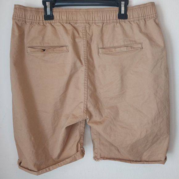 Men's Grindhouse Denim Tan Zip Pocket Distressed Shorts - Size 34 - Picture 3 of 6